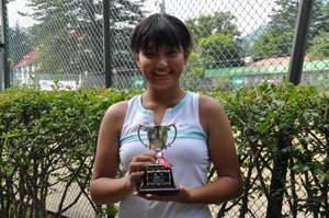 14才以下女子シングルス優勝