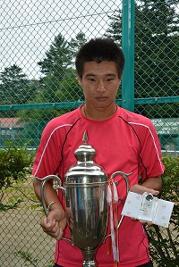 男子シングルス	優勝　鵜飼選手