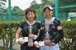 45才以上女子ダブルス優勝　楠原/高橋組