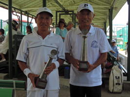 懇親種目　70才以上男子ダブルス優勝　山内/前田組