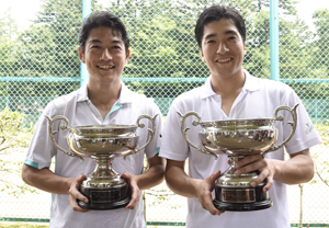 男子ダブルス優勝　増岡/関口組