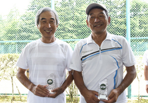 70才以上男子ダブルス優勝　我孫子/蝶間林組